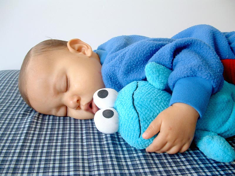 Mit der richtigen Kindermatratze schlafen auch die Eltern ruhig.